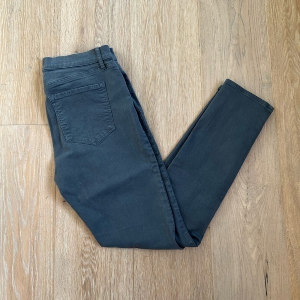 Ann Taylor Loft Mid Rise Modern Skinny Jean in Dark Grey Size 28/6